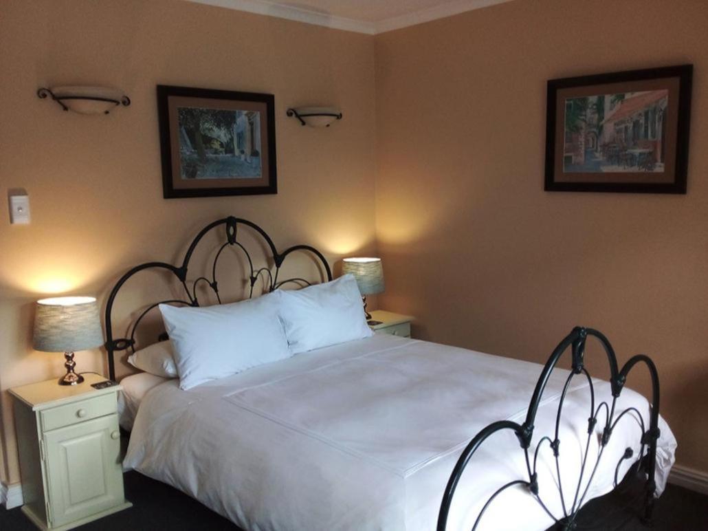 Auberge La Dauphine Guest House Franschhoek Exterior foto